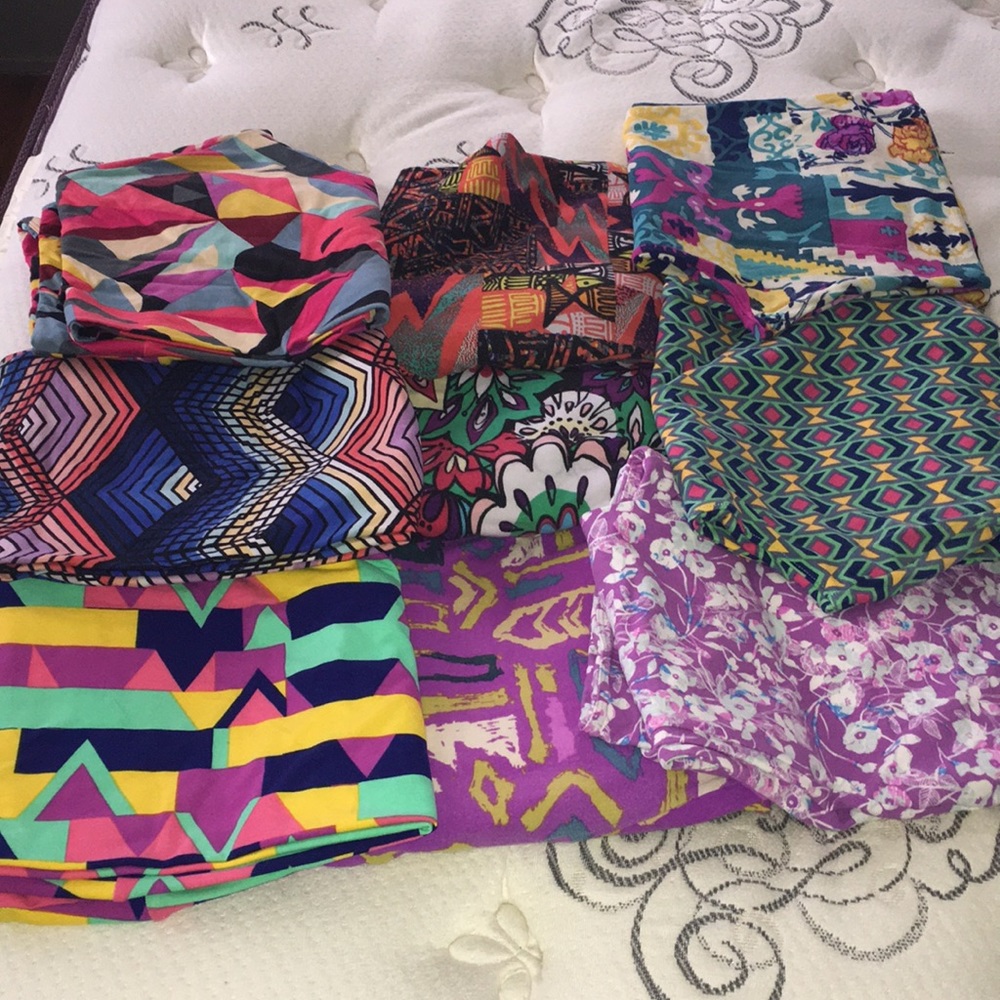 ON HOLD UNTIL FEBRUARY 5th TC2 Leggings